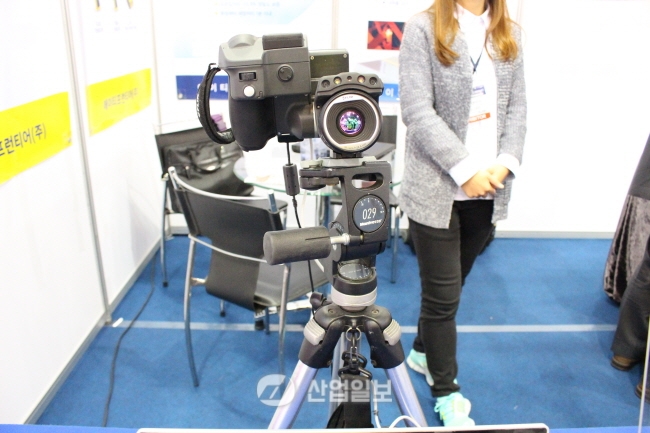 [KOMAF 2015] 에이티프런티어㈜, 산업 현장 밖에서 제품의 가치 찾다