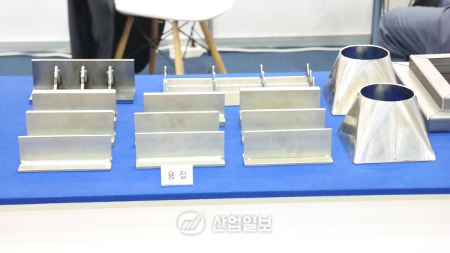 [KOMAF 2015] 레이저센타, ‘비용↓ 품질↑ 시간↓’