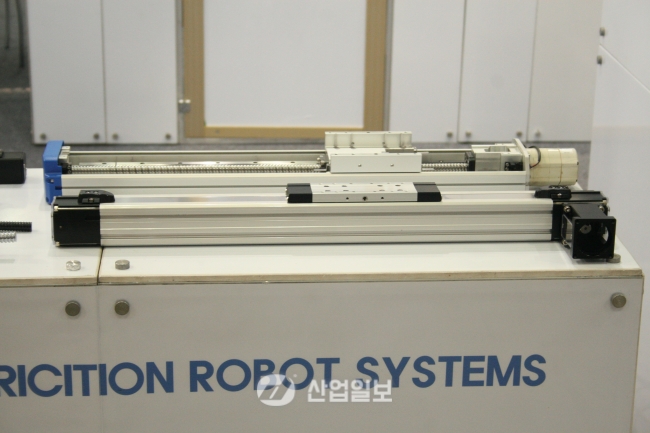 [KOMAF 2015] 루보에프에이, FA 시스템 부품 경쟁력 확보