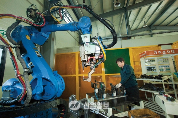 [필드는 지금] 불량률·납기준수율 개선 등 성과 '산업혁신운동'