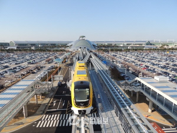 인천국제공항 자기부상열차 3일 개통