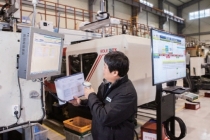 [제조업 혁신, 스마트공장] ①도전의식과 열정