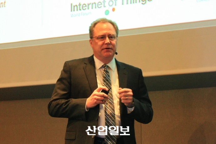 제조업의 변화, 어떻게 적극적으로 받아들일 것인가?