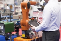 화학·공작기계 등 中 전 산업분야 산업용로봇 수요 봇물