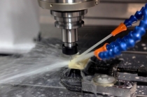 세계 공작기계 시장, 불경기 피해가지 못했다