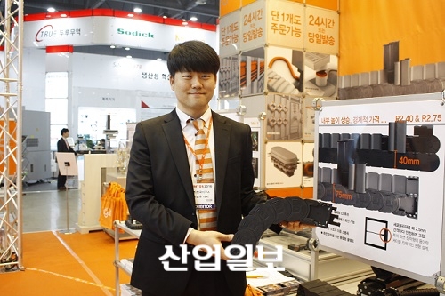 이구스, 최신 R2 시리즈 플라스틱 e튜브