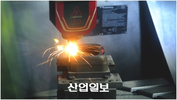 적층 넘어 공작기계로 진화하는 3D프린터