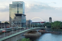 랑세스, 올해 연간 실적 전망치 상향 조정