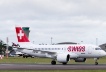 봄바디어의 C시리즈 항공기, 공식 상업운항 시작