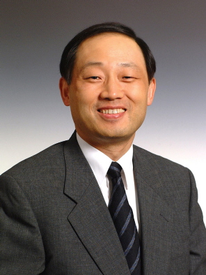 신희택 서울대 교수, 무역위원장 위촉돼