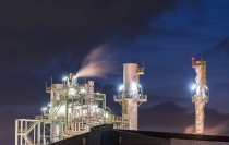 보호무역 이제는 석유화학제품 겨냥