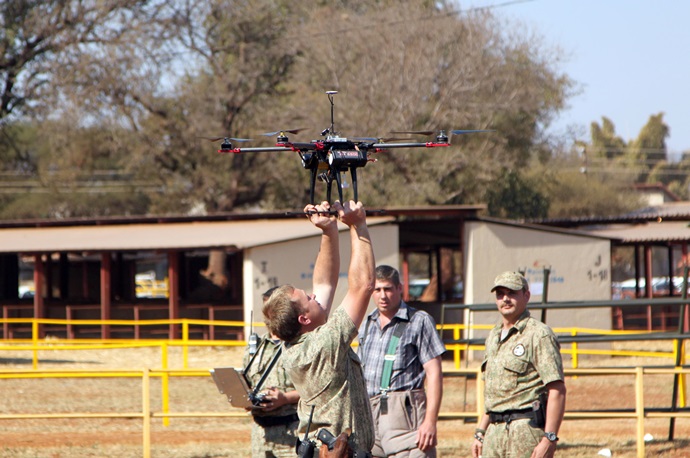 에콰도르 드론 시장 잡아라
