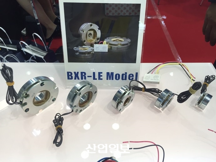 미키풀리코리아, 두께 줄인 초슬림형무여자 브레이크