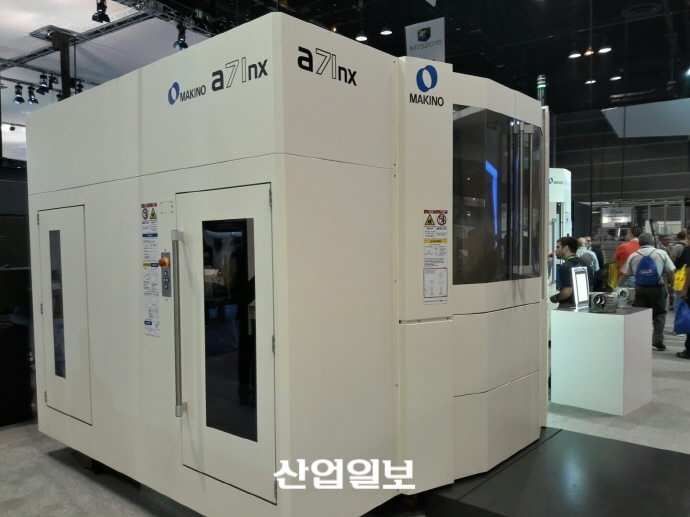[IMTS 2016] 마키노, 스마트한 작동 가능한 머시닝센터 선보여