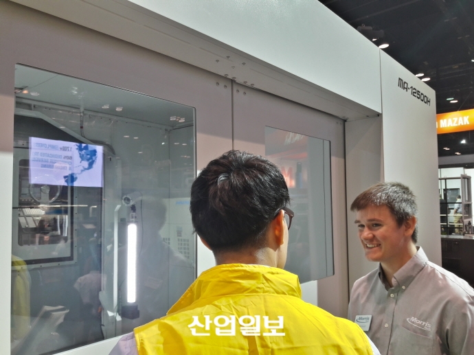 [IMTS 2016 포토] 오쿠마, 수평형 머시닝센터 새로운 장 열다