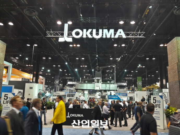 [IMTS 2016 포토] 오쿠마, 수평형 머시닝센터 새로운 장 열다