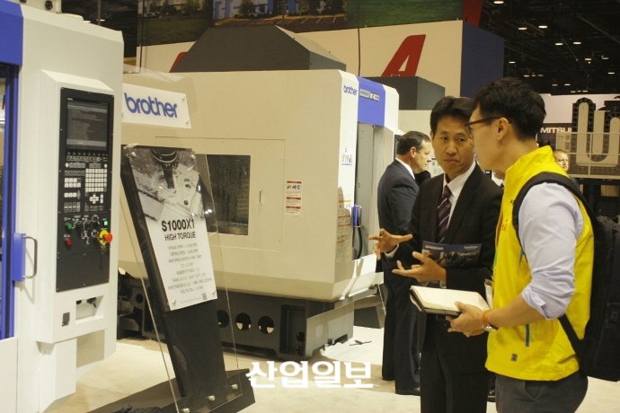 [IMTS 2016] 브라더 새로운 머시닝센터인 M140X2 선보여