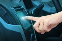 자동차 소비자 터치스크린·음성인식 선호