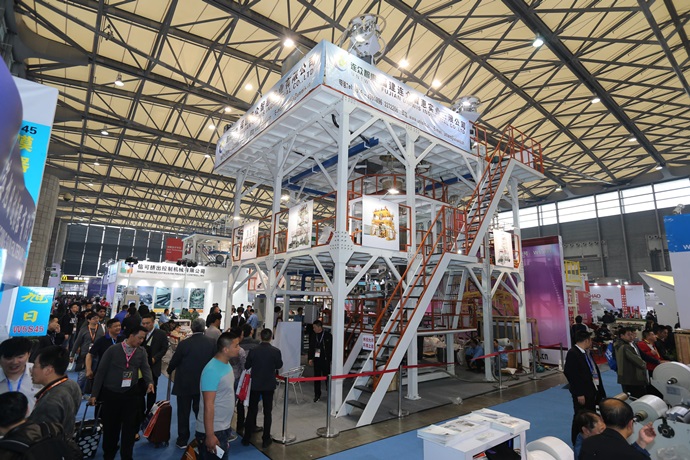 ‘CHINAPLAS 2017’ 최신 플라스틱 기술 선보인다