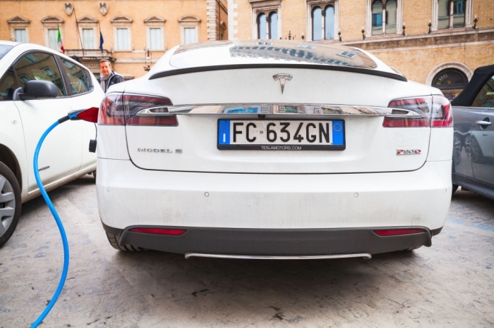 2세대 전기차, 하반기 전기차 시장 불 지핀다