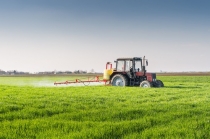 아프리카 진출은 농기계로