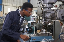 케냐, 제조업 관련 비관세장벽 강화