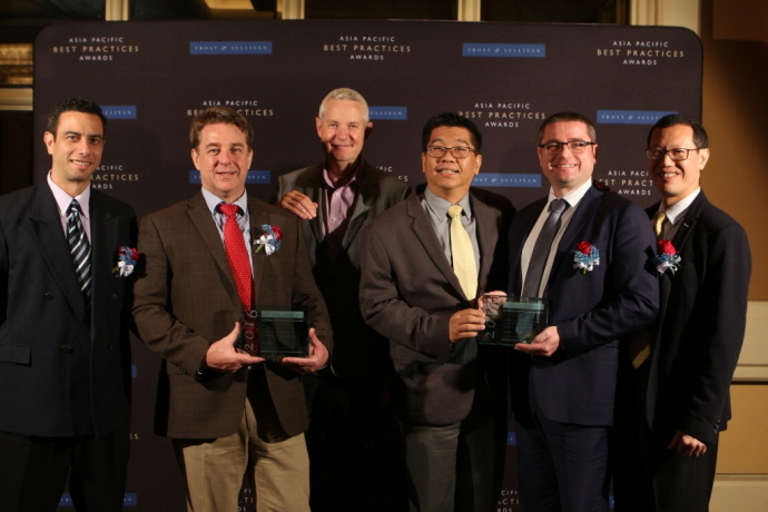 에머슨 네트워크 파워,프로스트 앤 설리번 리더십 어워드 수상