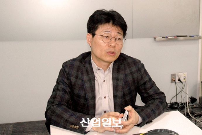 “비즈니스 모델의 틀을 깨라”