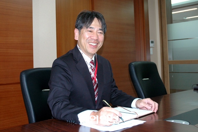 “비즈니스 모델의 틀을 깨라”