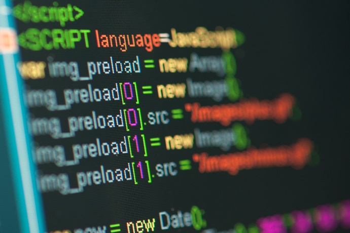 코딩교육 인력 육성 및 인프라 구축 필요