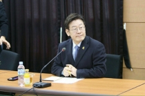 “현대중공업 군산조선소 가동중단 재검토해야”