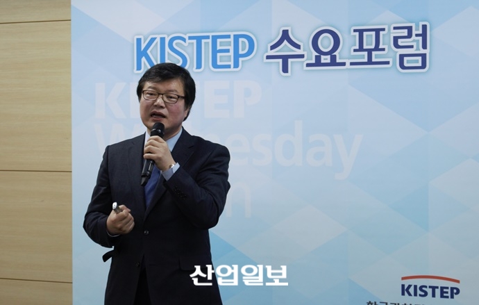 4차 산업혁명 대응, 현 과학기술 행정체제 탈피해야