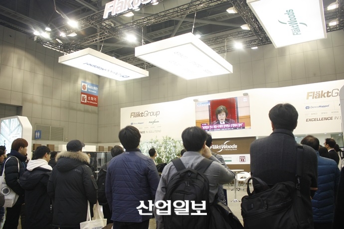 탄핵된 박근혜, 한국 경제 숨통 틔어줬다