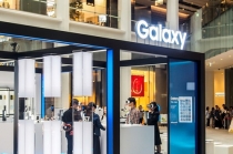 삼성전자, 갤럭시S8로 일본 공략…아이폰 아성 뛰어넘을까