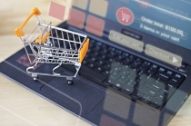 홍콩 전자상거래 시장, 식품·패션이 성장 이끈다