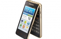 삼성전자 플립폰 W시리즈 후속제품, 중국서 저사양 고가 논란