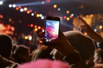 스마트폰, ‘디지털 카메라‘ 대체할까