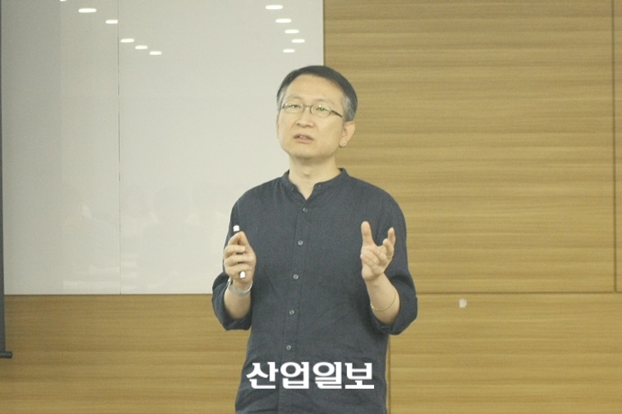 커넥티트 카 보안, ‘완성차업계’ VS ‘통신업계’ 구도 그려져