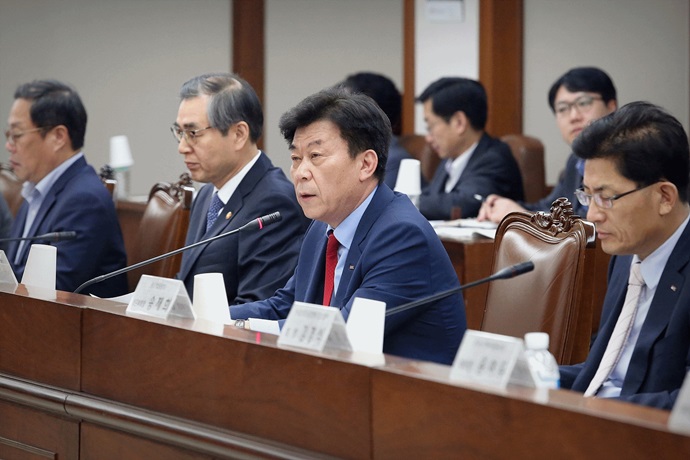 중소기업 종사자 70%, “중소벤처기업부에 기대 커”