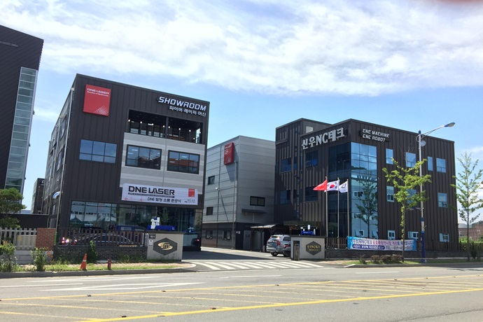 [2017 금속산업대전]신우NC테크, 부품 가공 자체 진행으로 원가 절감