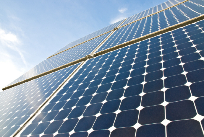 [TECH] 신뢰할 수 있는 견고한 태양광 인버터 설계하기