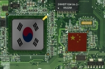 반도체 연간 900억 달러 수출 눈앞…중국 추격에 대응 요구