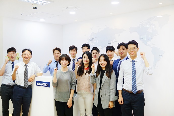 어드밴텍 한국지사 사무실 확장 이전