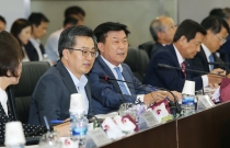 김동연 경제부총리, 중소기업인들 애로사항 경청