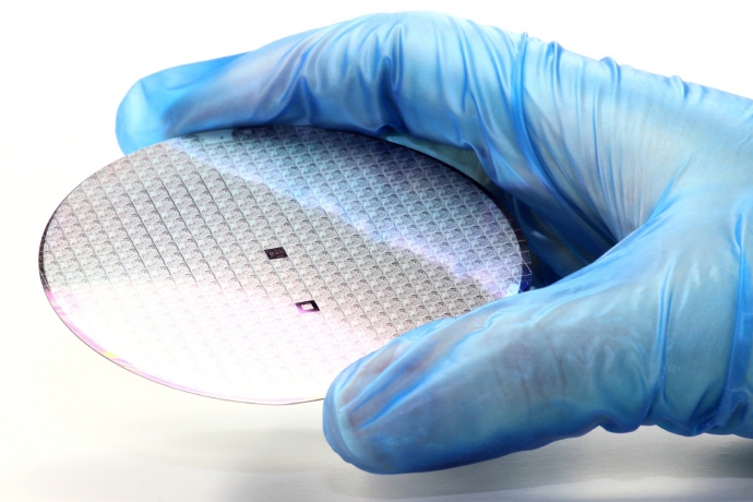 실리콘 웨이퍼출하량 증가, 지난해 기록 갈아치울 듯