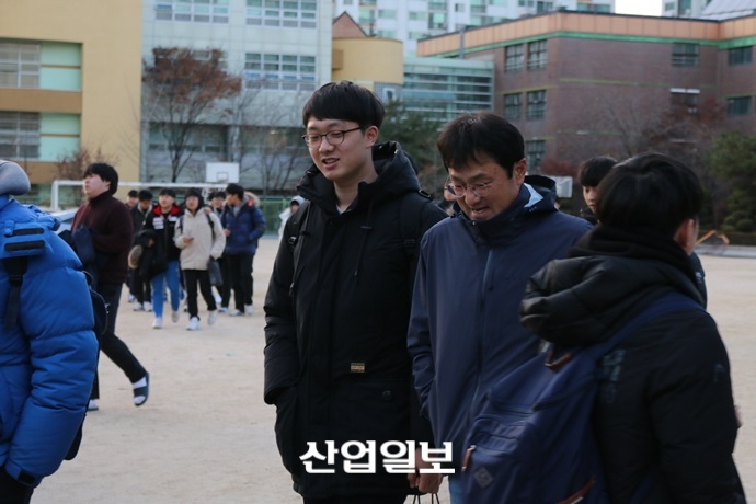 2018학년도 수능 종료시간 다가왔다…앞으로 수험생들은 무엇을 준비해야 하나?