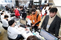 애플 아이폰X, 2018수능 끝난 직후 출시되면서 이틀간 10만 대 이상 판매돼