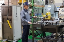 신제품 개발 통해 유압기기 생산 국산화 기여