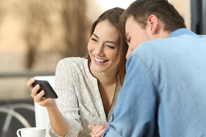 통신사 마일리지…내년부터 피처폰 통신비 결제 가능