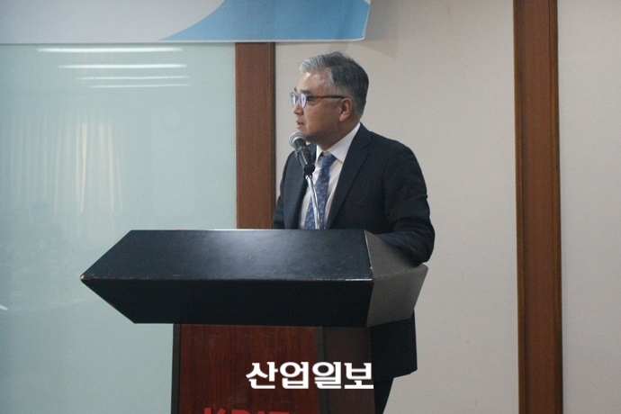 4차 산업혁명 맞이한 중소기업, 민관합동으로 제조혁신 이뤄낸다